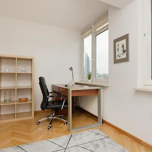 https://little-home-wsplna-41.warsawhotelspoland.com